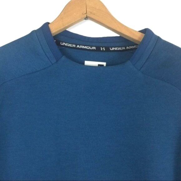 Under Armour Move Long Sleeve Pullover Size S Ultralight Crew Neck Sweat Wick - Picture 4 of 13